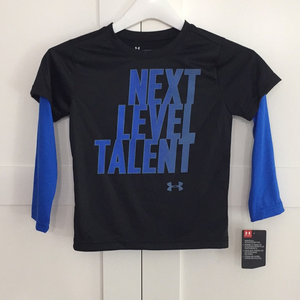 Under Armour Boys size 4 Top